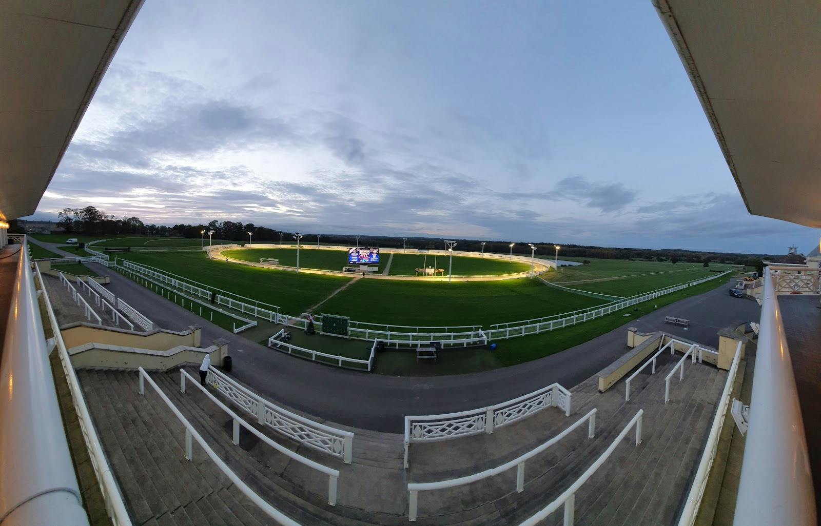 Towcester Racecourse - >Toni Parfitt</a>