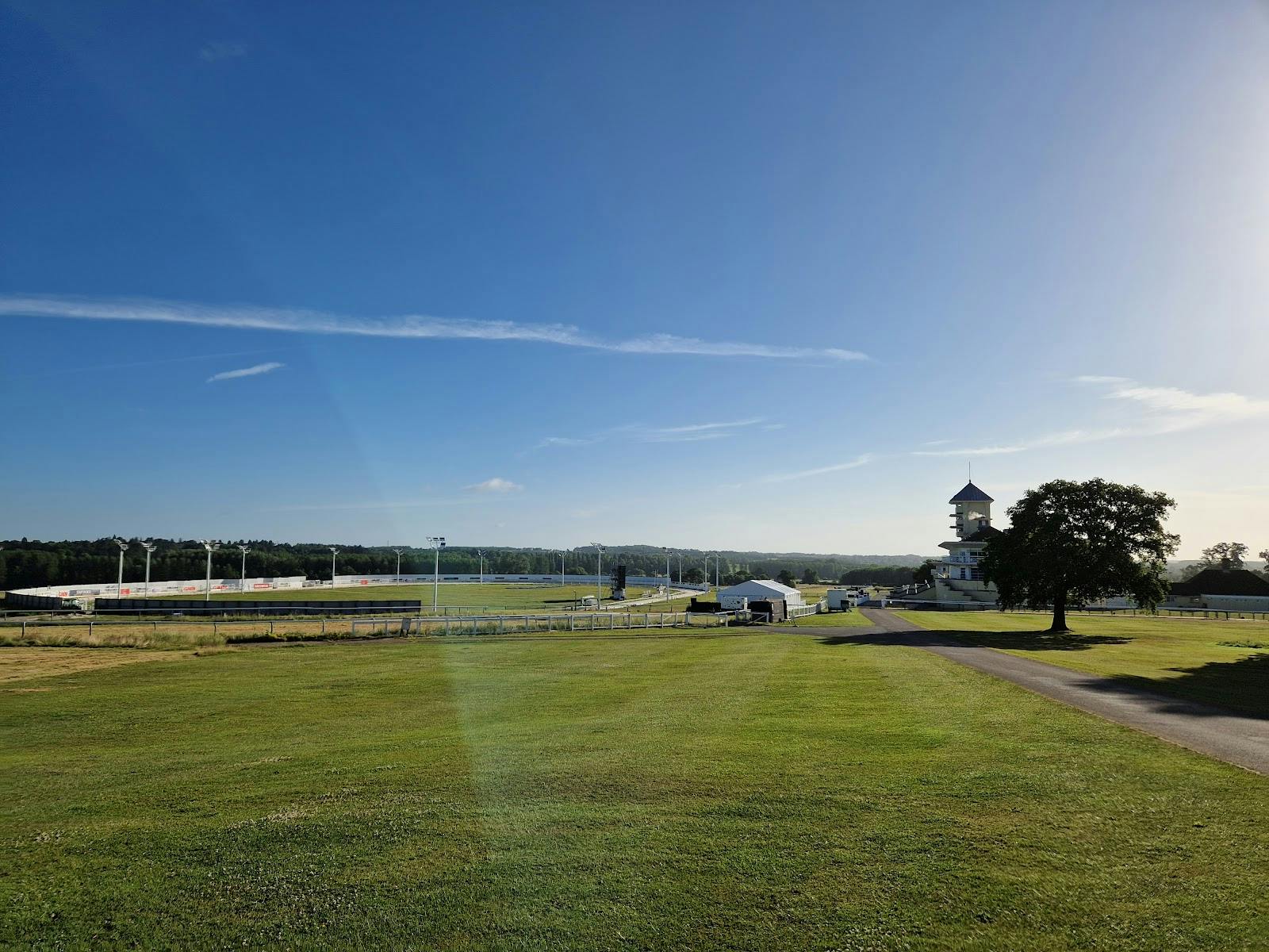 Towcester Racecourse - >Mark Pearson</a>