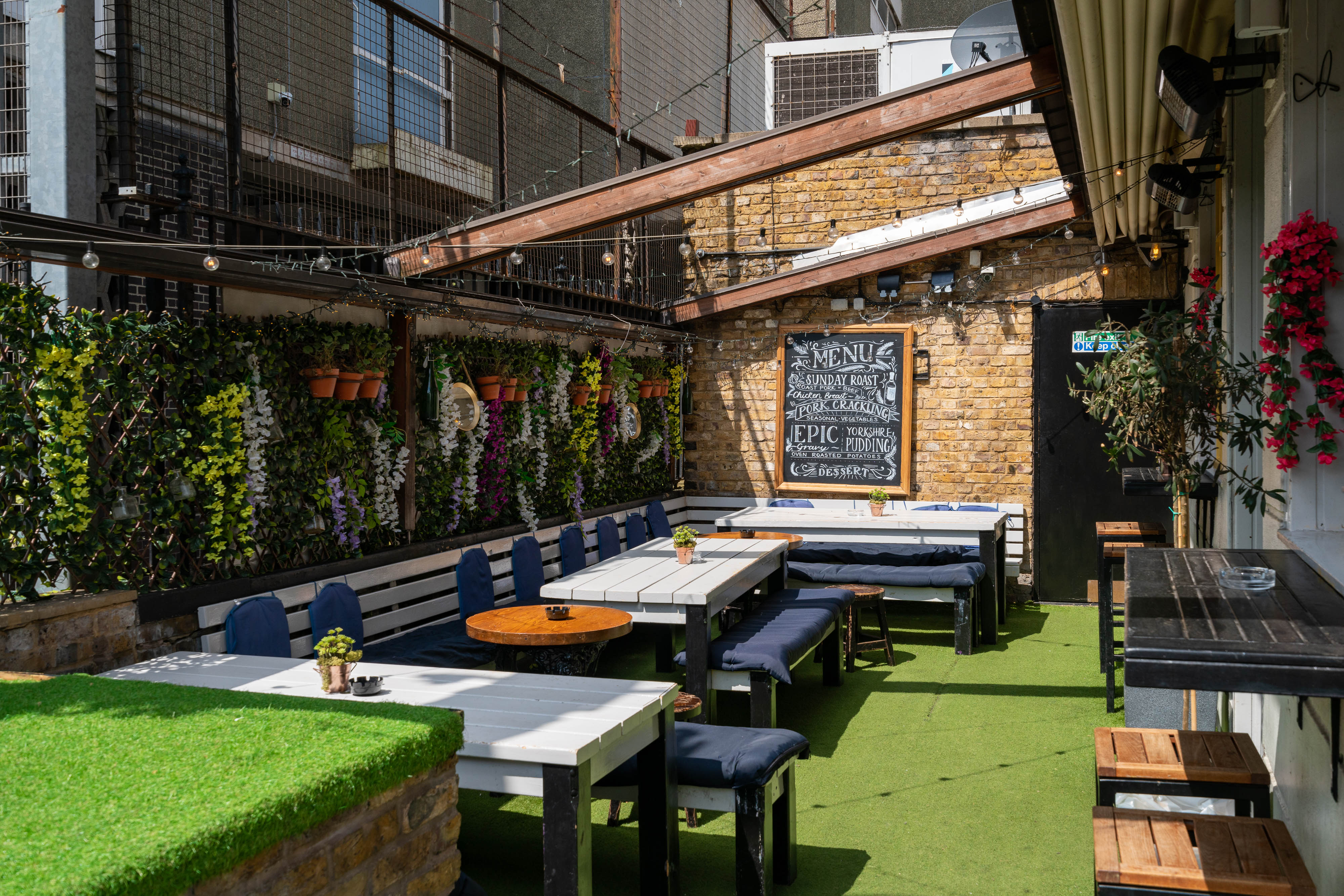 Sunny Sips: Best Pub Gardens In Kensington And Chelsea | DesignMyNight