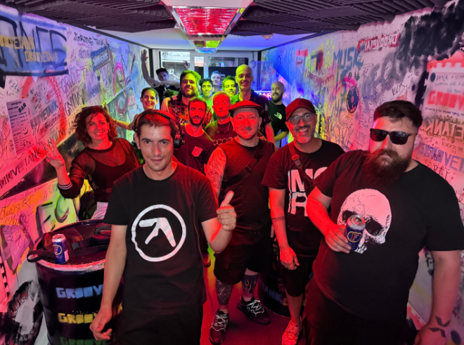 Graffiti-walled GrooveTank venue for immersive team social and corporate pop-up events.