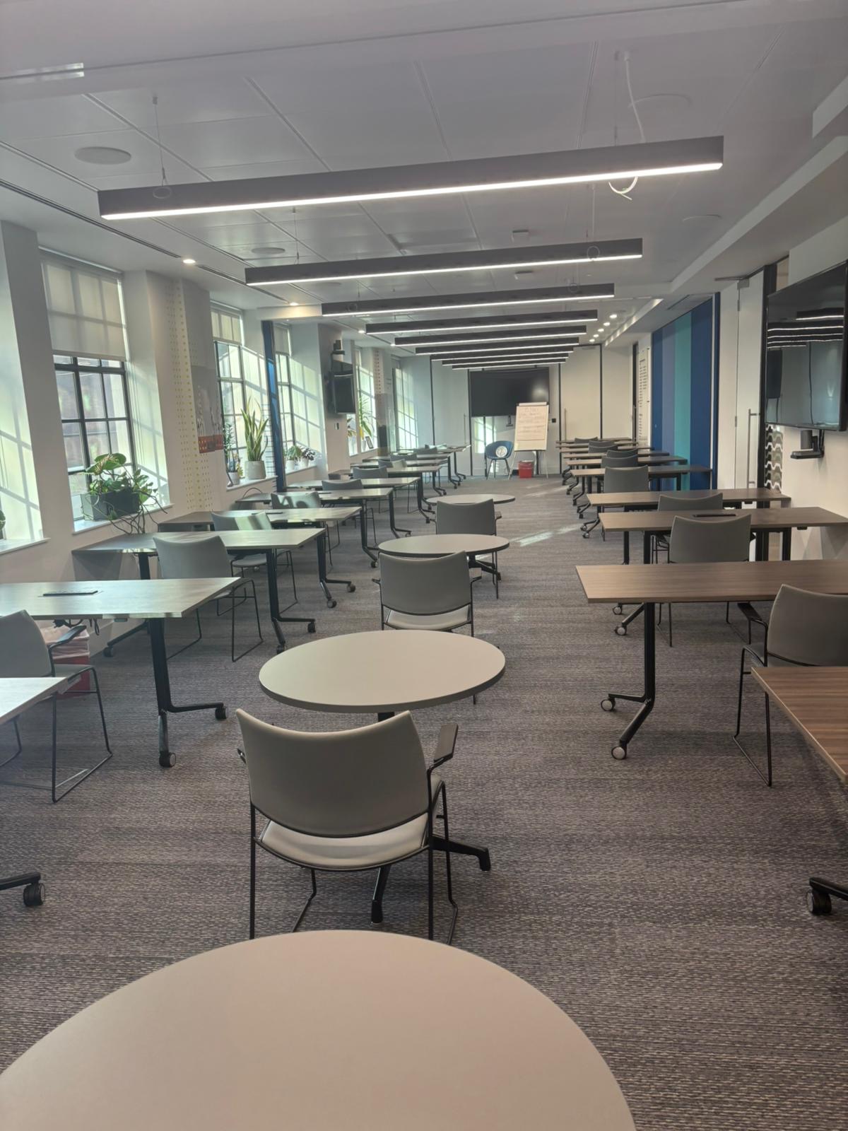 Ocean Suite - b56d5239-9051-442c-8c8f-d865199e5010.JPG