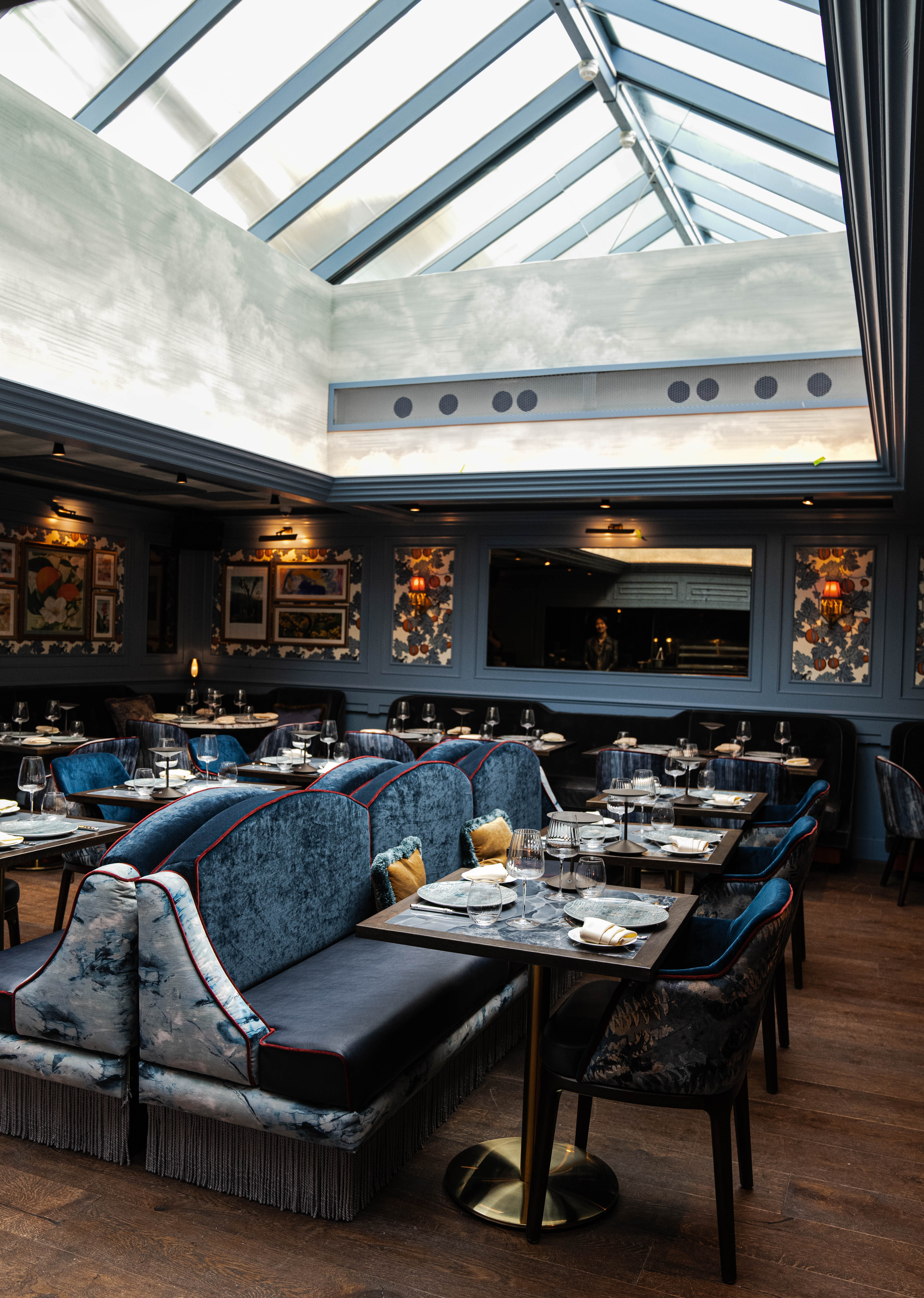 Ridge Room - e0dc4e7a-090d-4fcc-8a94-bf28662d6620.jpg