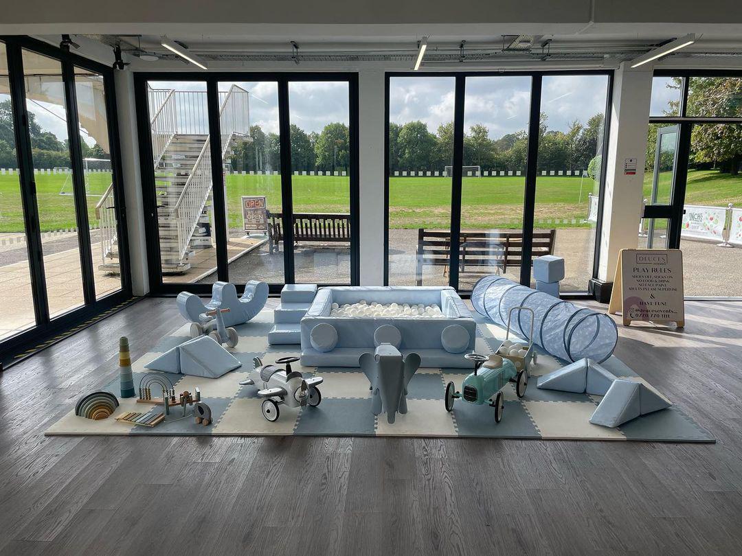 Hire Metropolitan | ALDENHAM ROOM | VenueScanner