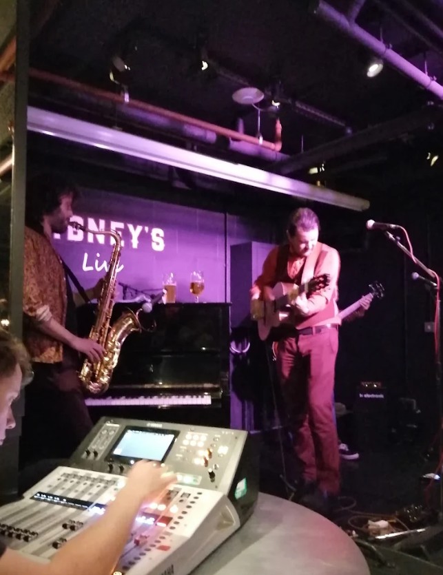 Gibney's London - 758d84b5-759a-42c7-ba9d-81351a41f353.jpg