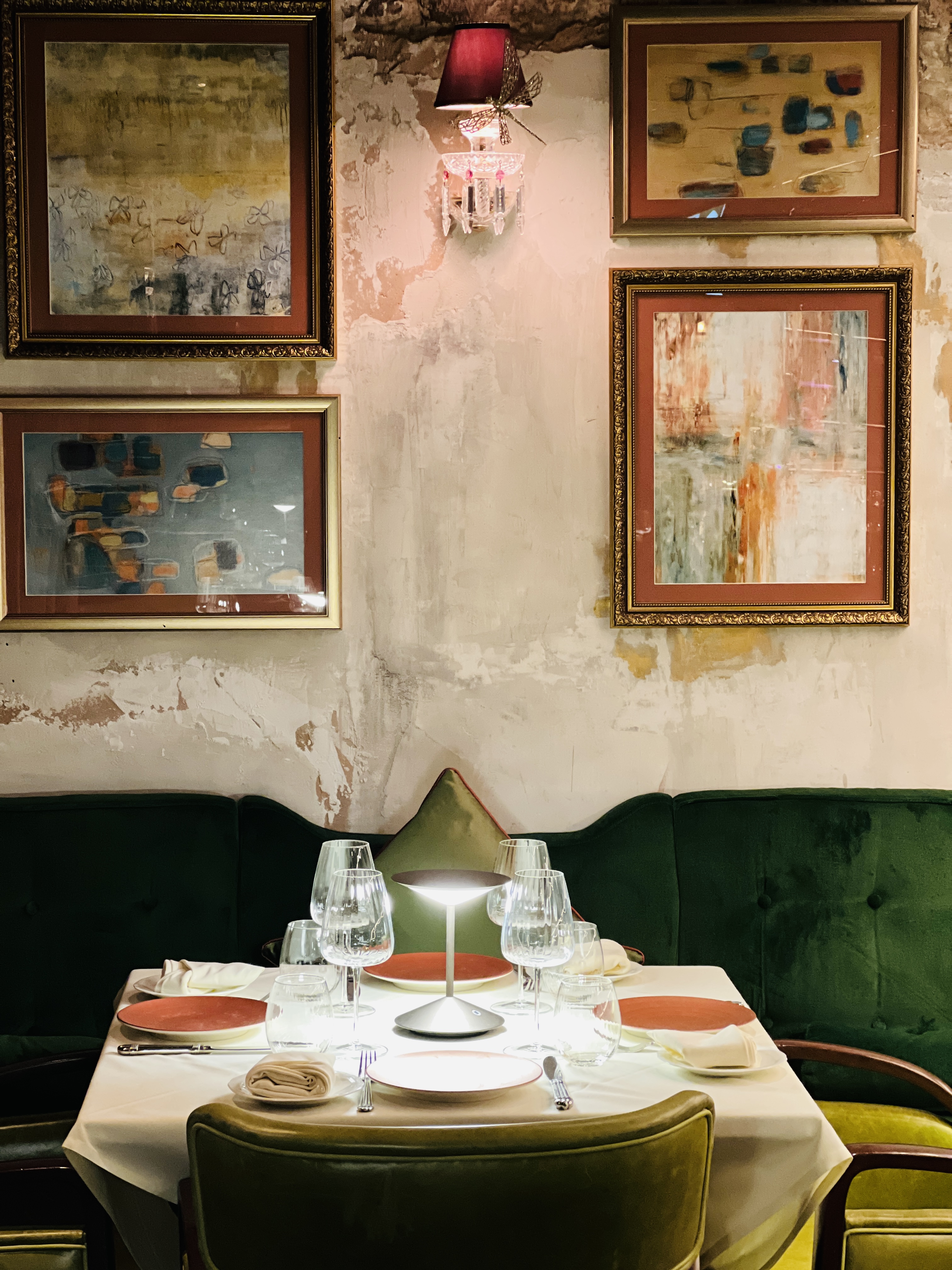 Meadow Private Room - c9a34c19-83ba-4a21-bb50-c2c052097d48.jpg