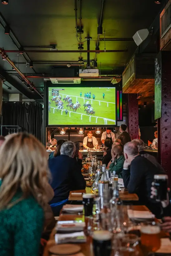 Featherstone St - Semi Exclusive - 07f40f8c-950c-4908-baa9-142bd9d07a4c.webp