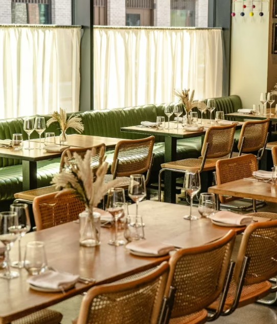 Featherstone St - Semi Exclusive - 2f0f9106-5f70-49f8-9bb1-5b3971cebe2f.jpg