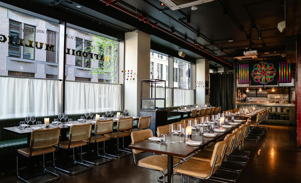 Featherstone St - Semi Exclusive - 61236c6b-fcb3-487e-b40a-fa9bdccc275d.jpg