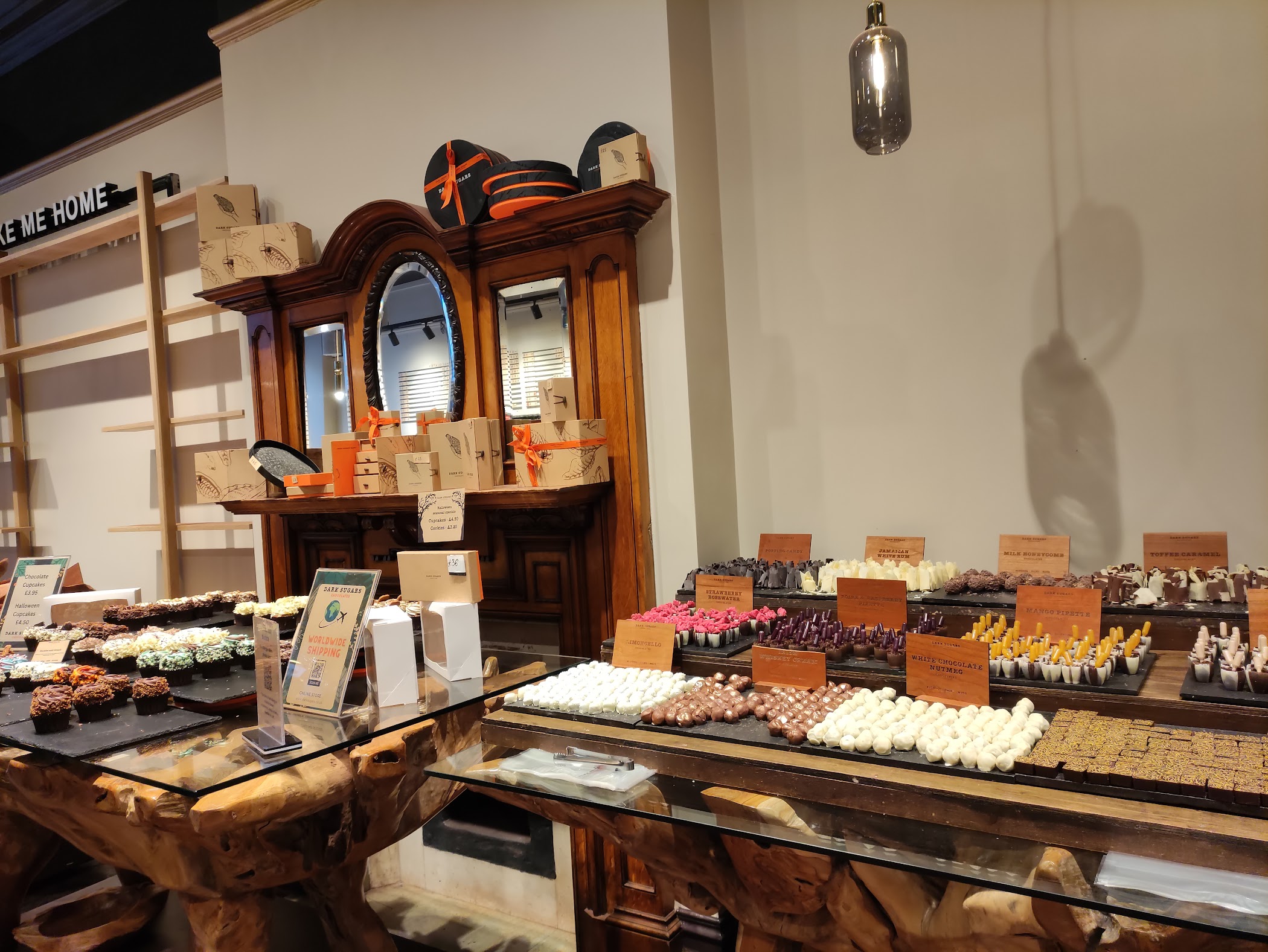 Dark Sugars | Cocoa House | Greenwich | Flagship Store - TortoisePath | United Kingdom ????