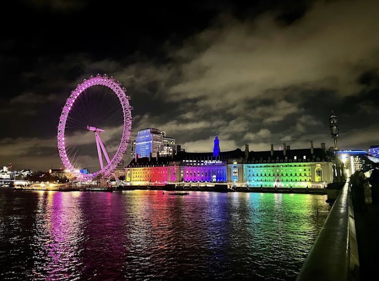 The London Eye - >Denzel Caez</a>