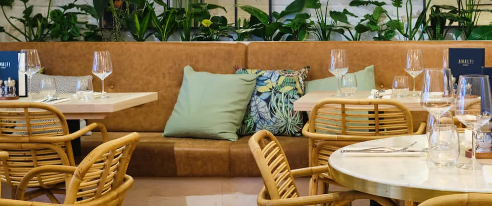 Private Dining Room - wk2hg0as1ck.png