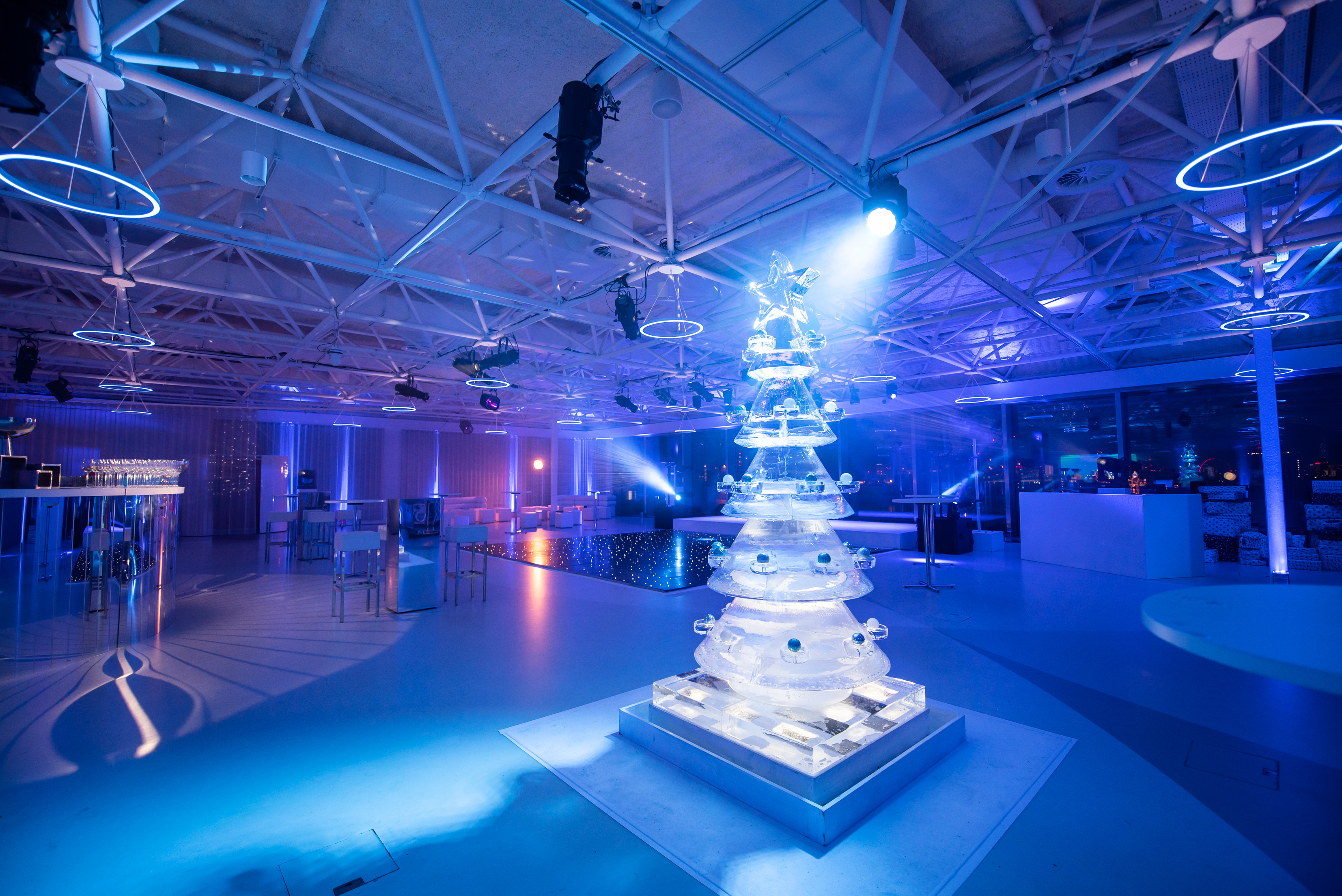 Elegant blue reception, ice sculpture, Science Museum event