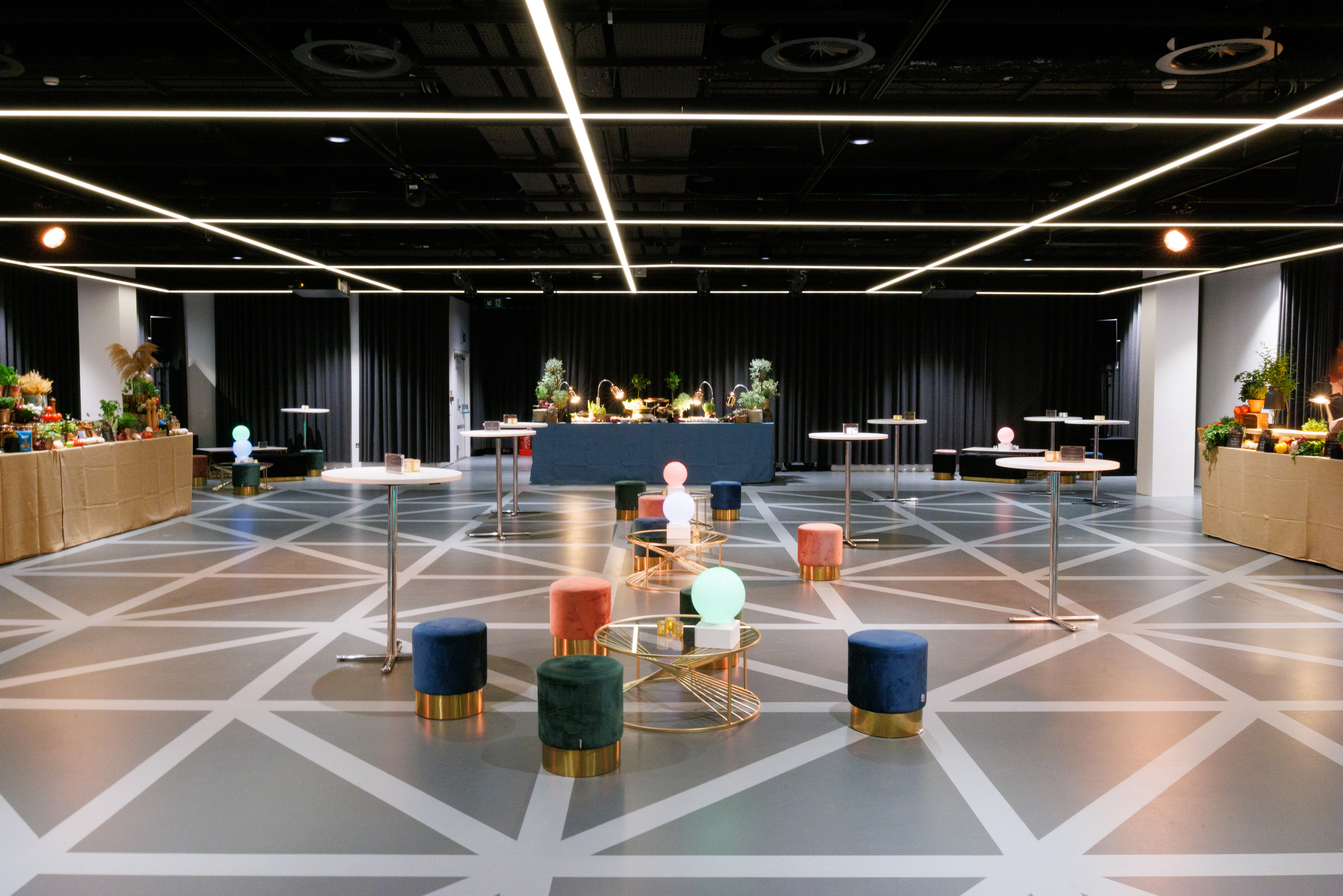 Illuminate museum event reception networking