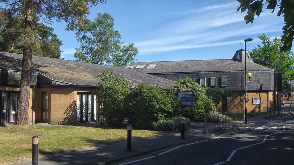 Heatherside Community Centre - Sax Bandits