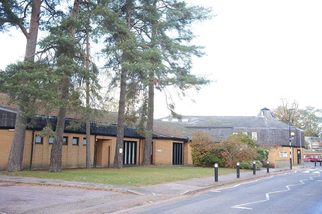 Heather Room - ec9ced22-8adb-4e51-b8d5-177b5c249ca9.jpg