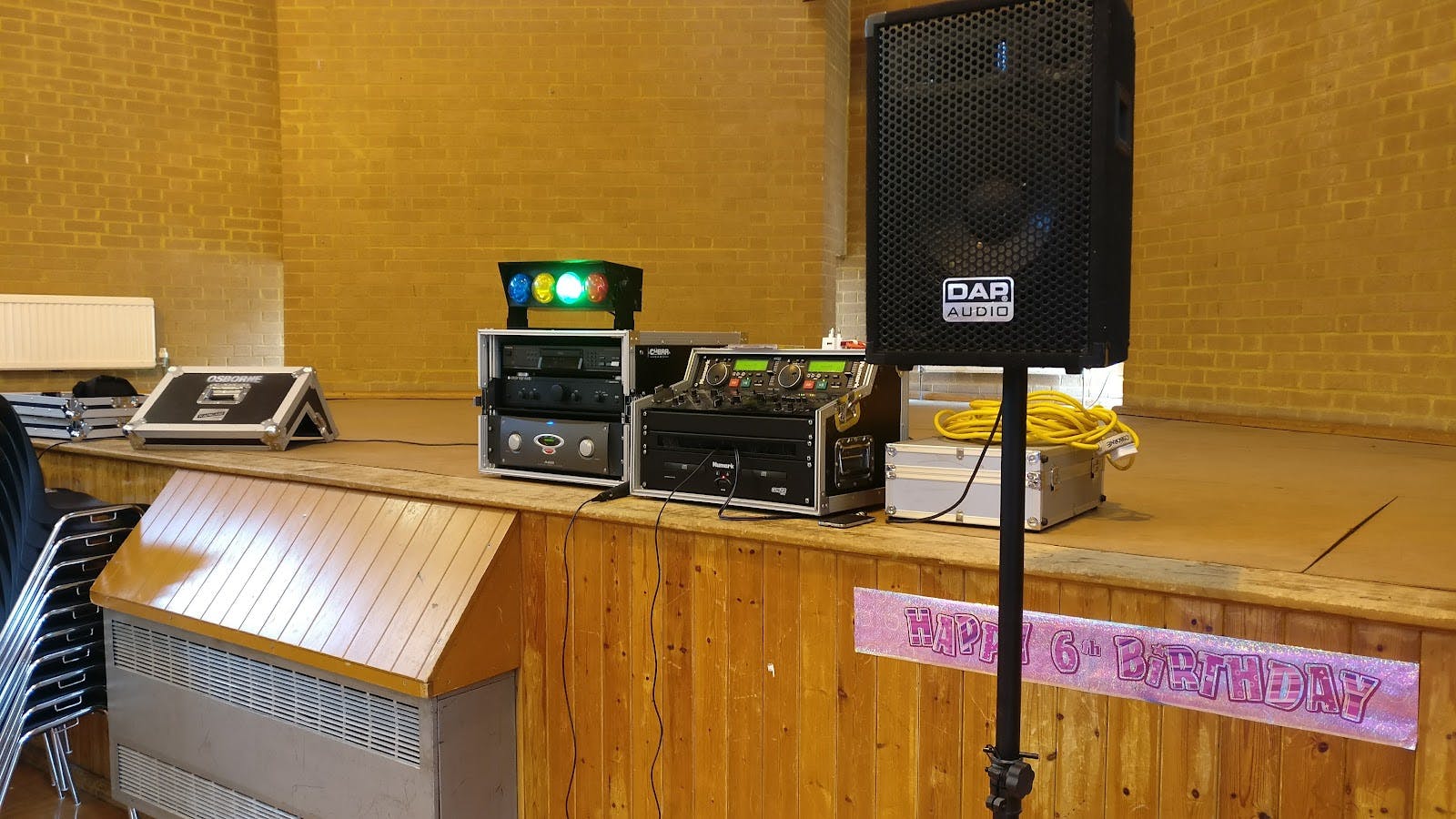 Heatherside Community Centre - >Kevin Osborne</a>