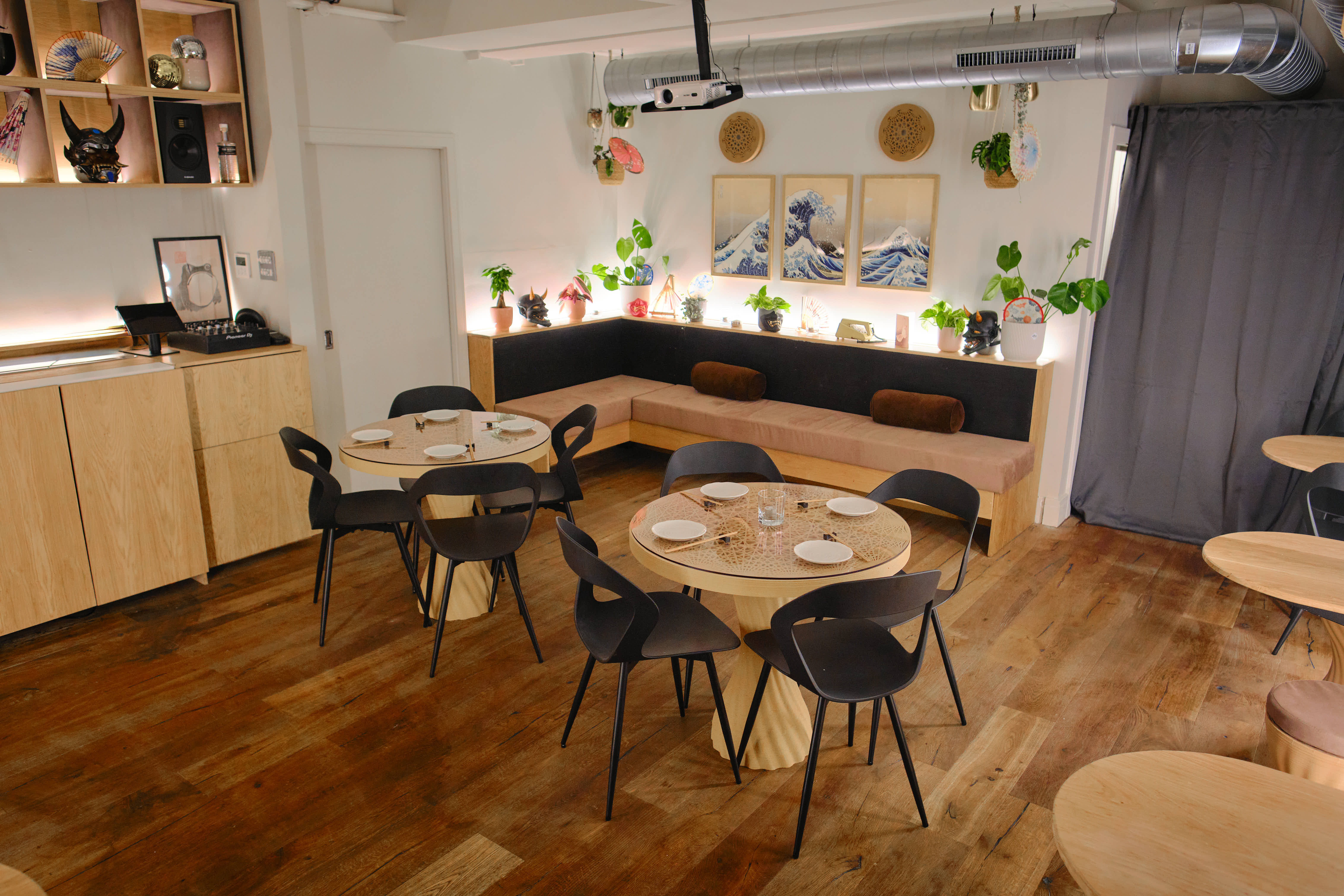 Ukiyo Hand Roll Bar - image 7