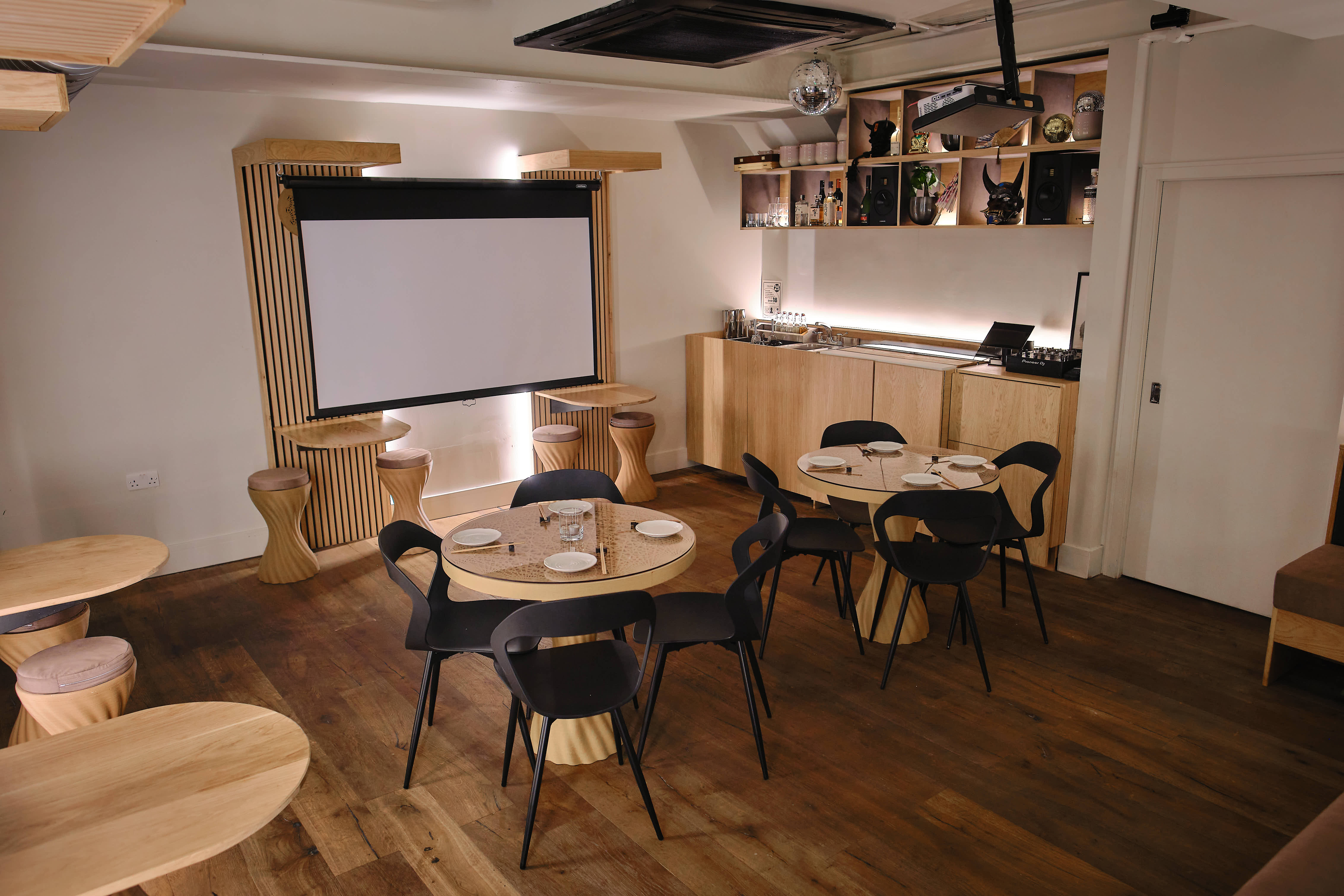 Ukiyo Hand Roll Bar - image 6