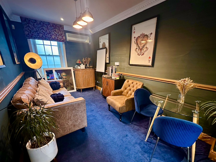 Boardroom - e6453911-73c4-49b6-8f4f-6e35a400bf1f.png