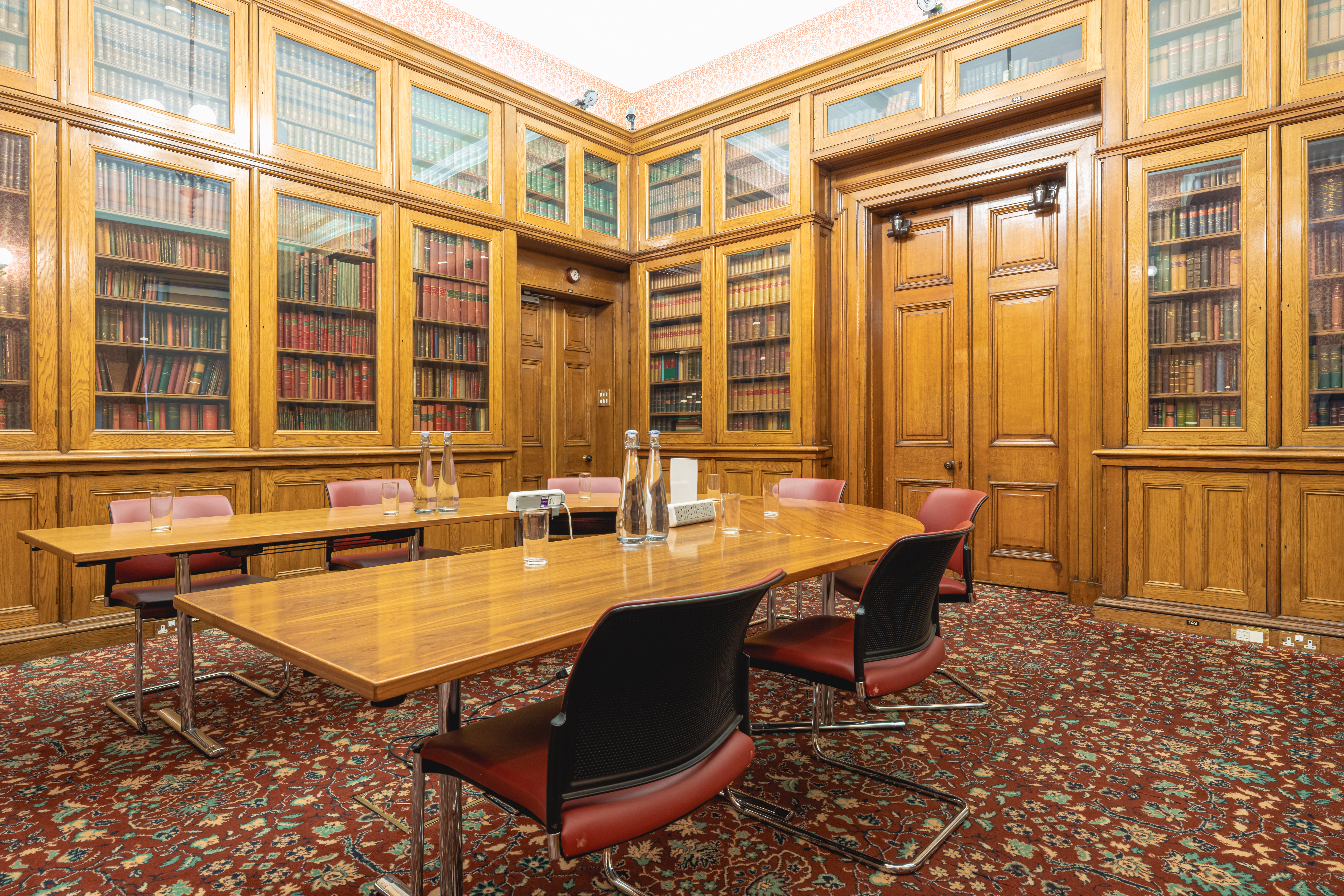 Hinshelwood Room - 472c6345-4fdd-48da-8a83-fdf7fd67e093.jpg