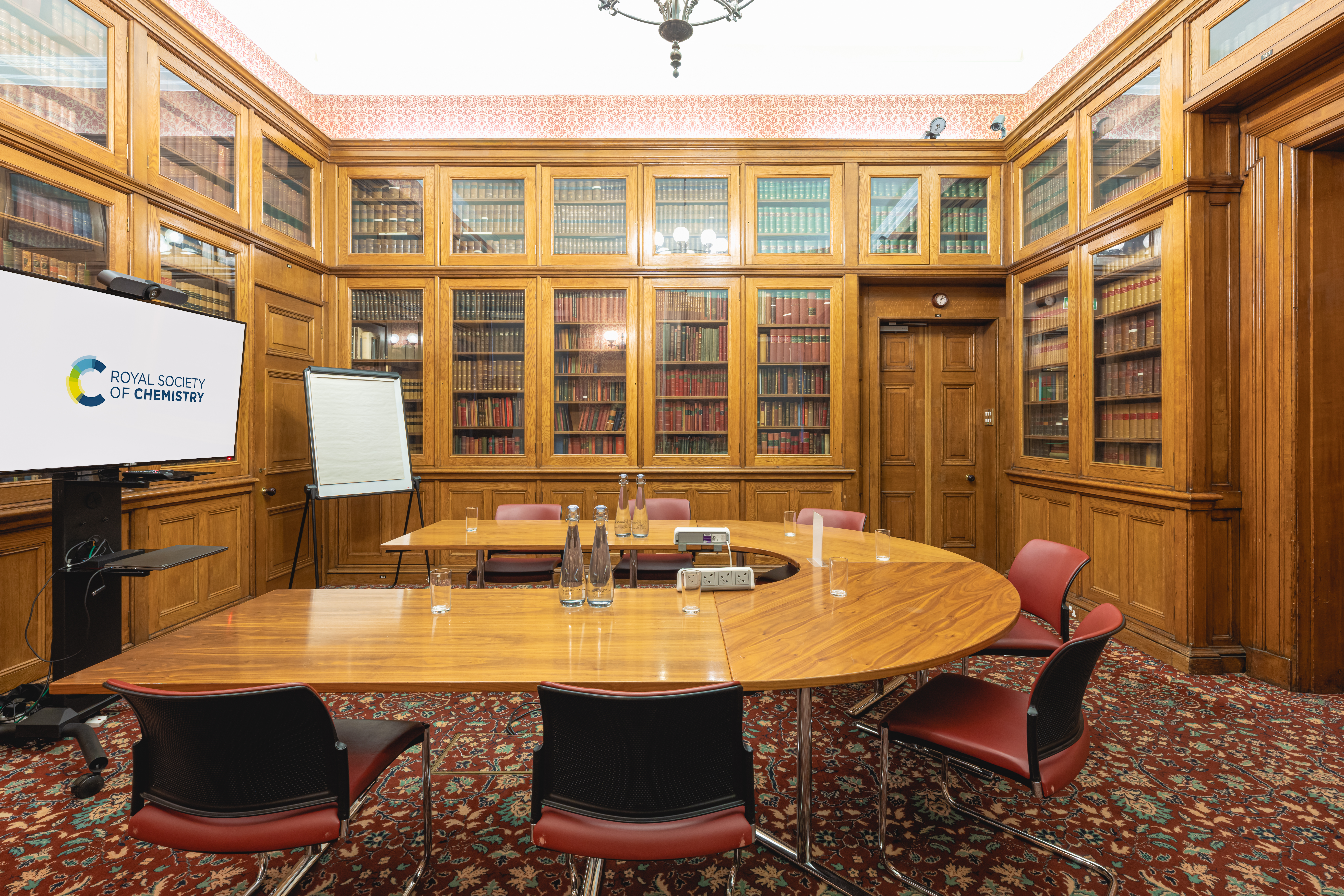 Hinshelwood Room - be14e5dd-01e2-44cc-94bf-c1f1e7bda162.jpg