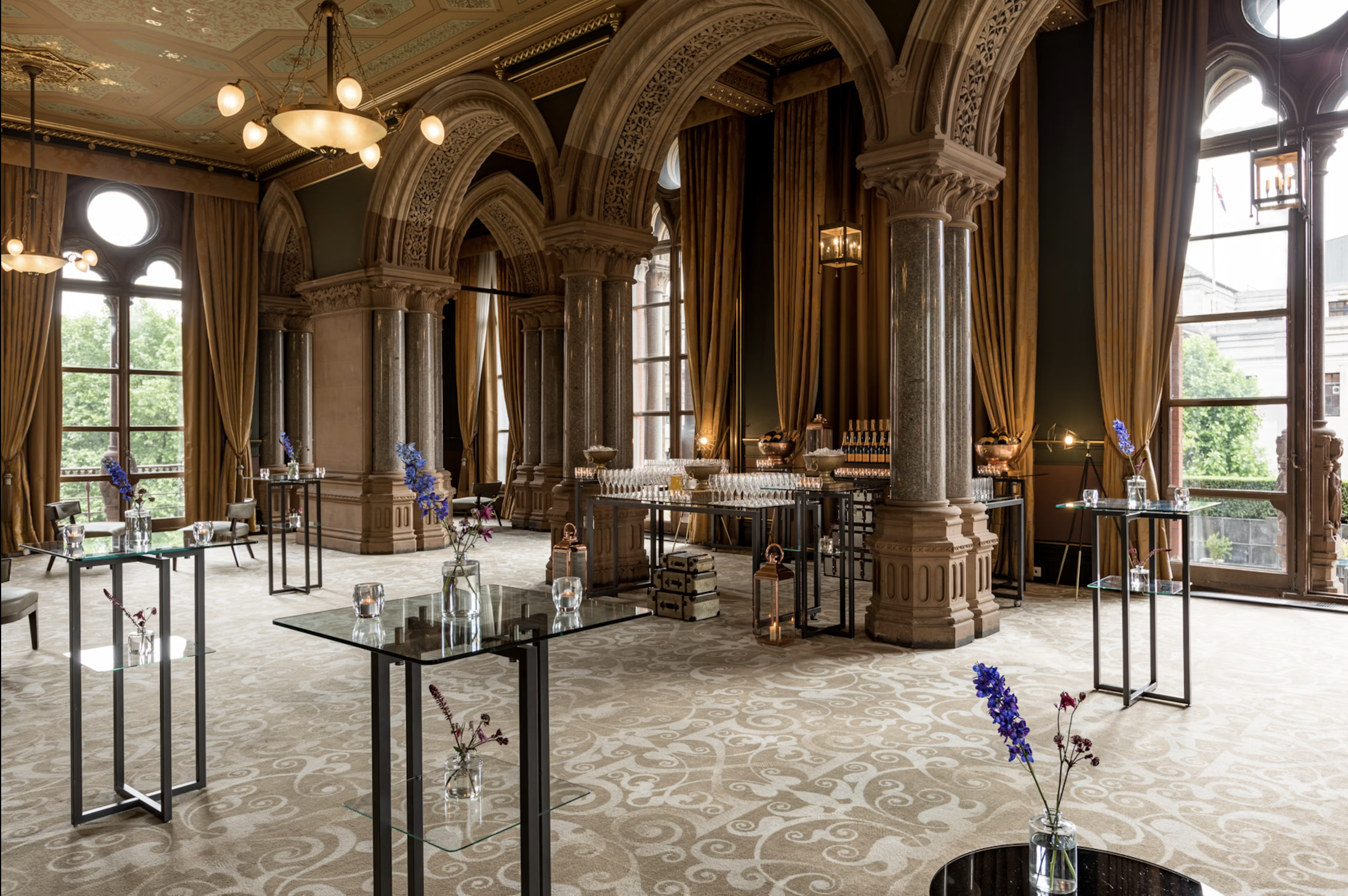 Elegant Ladies Smoking Room, St. Pancras Hotel - Ideal for receptions and meetings.