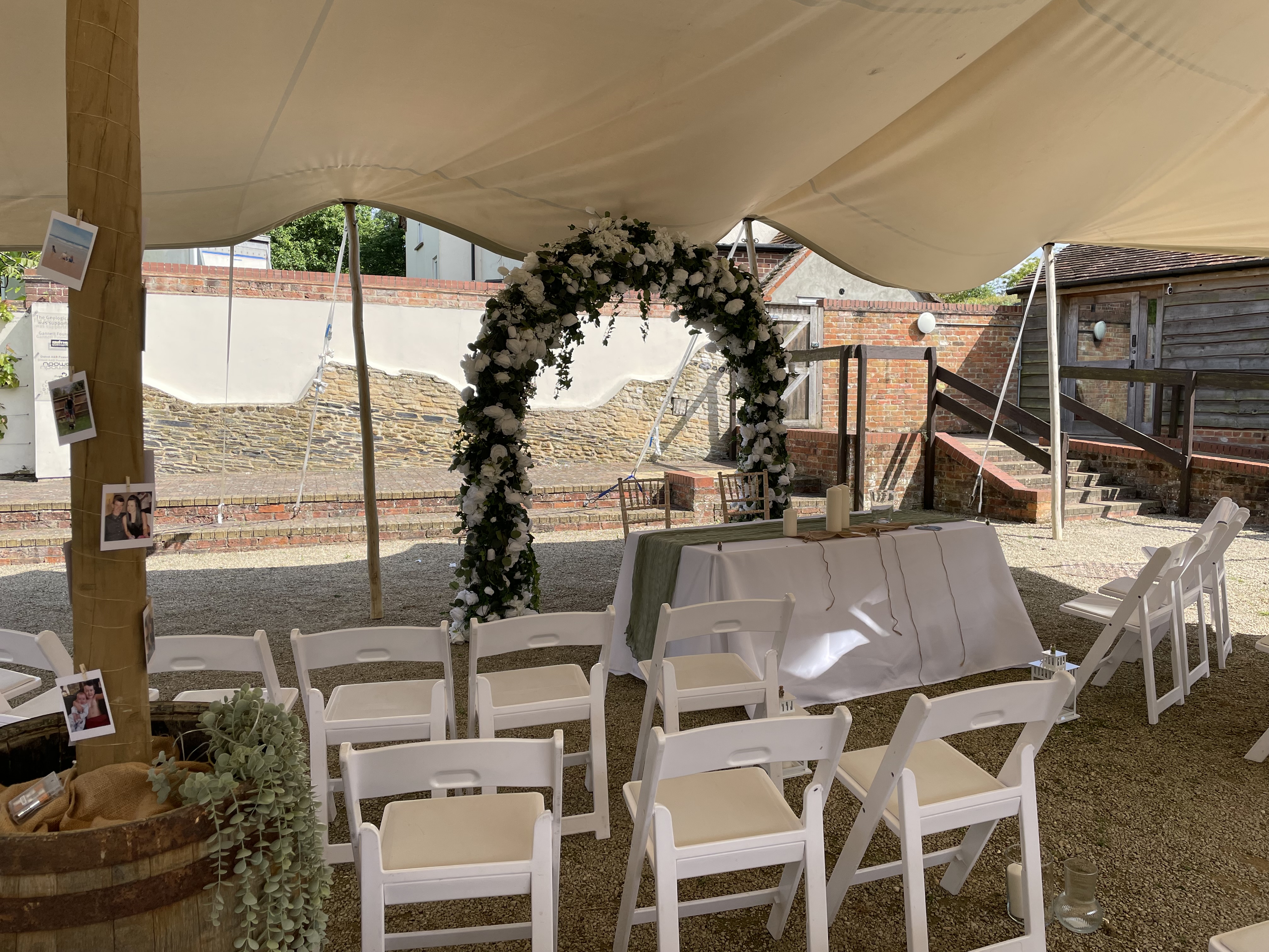 Barn - e67f1404-8fc6-4686-b8e8-579144e8dccf.JPG