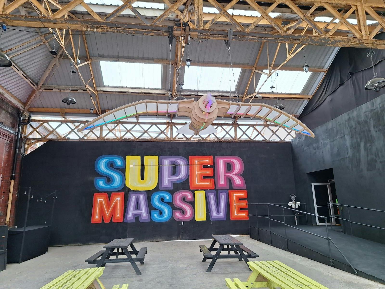 SUPERMASSIVE - >Tam Richardson</a>