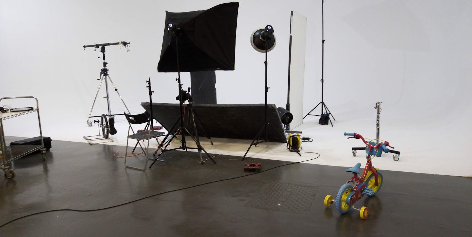 Holborn Studios - >Simon Manley</a>