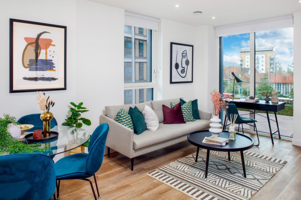 Queen's Quarters - 7b1843e3-f87d-4533-b728-de1d87ae69e5.jpeg