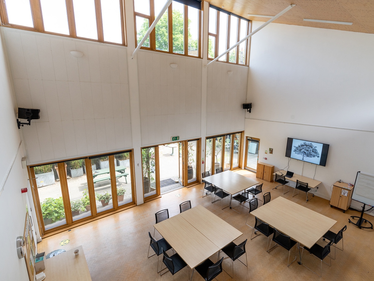 Main Hall & Gardens: versatile meeting space with large windows for workshops and presentations.