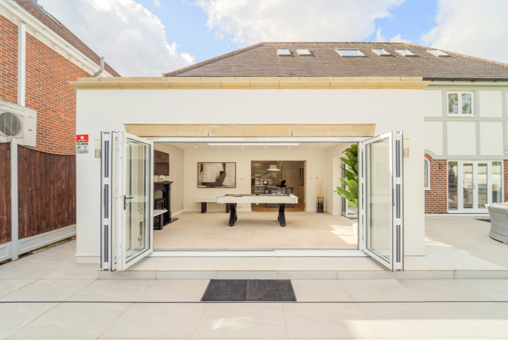 Versatile indoor-outdoor event space at Emerson Park Villa, ideal for meetings and gatherings.