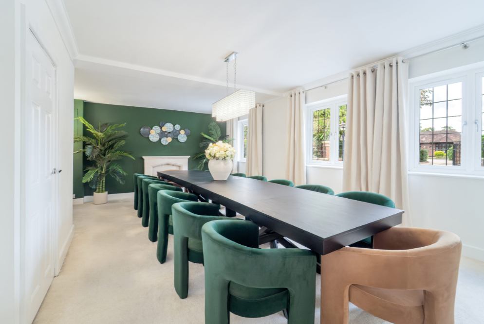 Filming Location - 5f9a4595-6e1d-4ab1-8c29-aea791706281.png