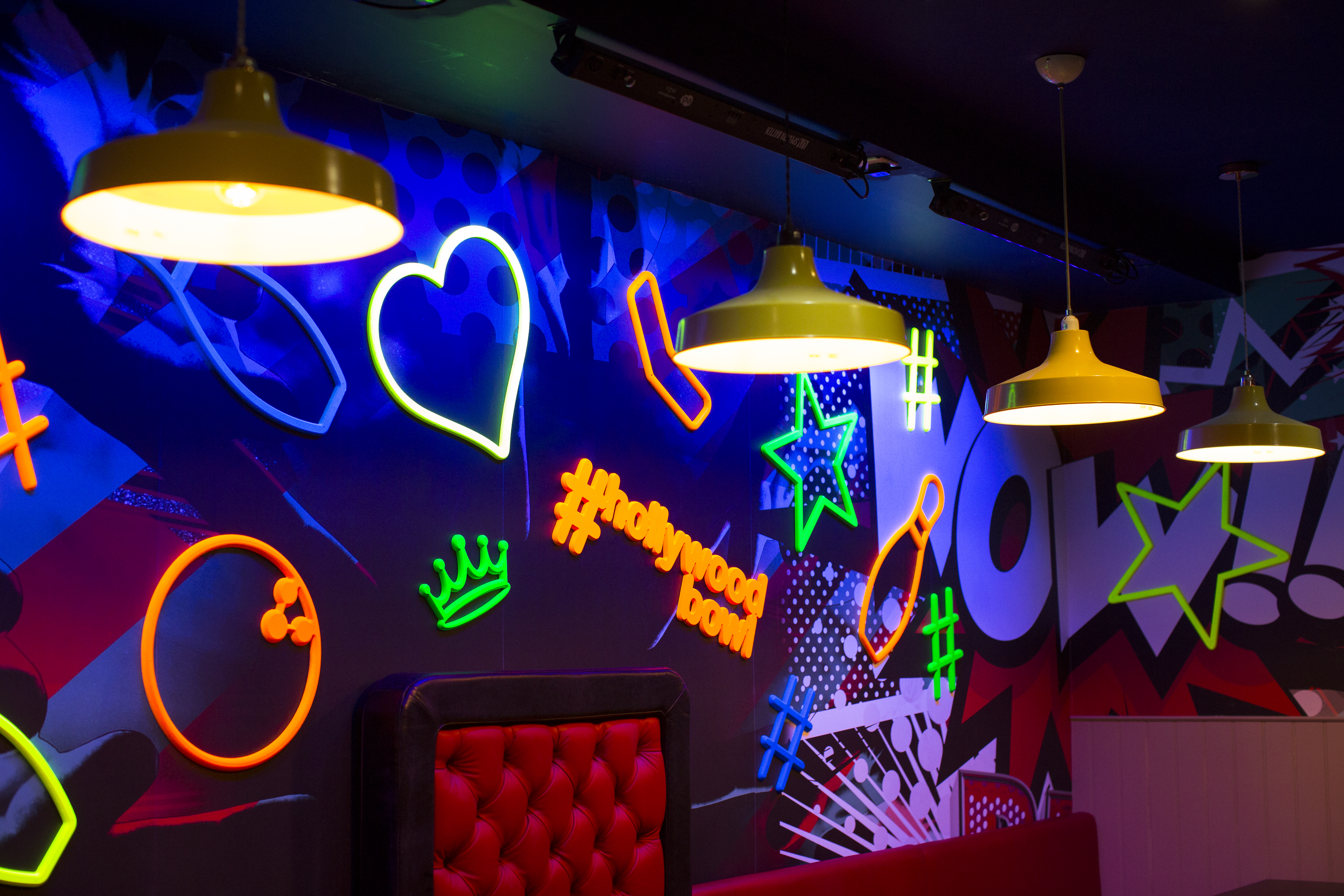 Hollywood Bowl Birmingham - Broadway Plaza - 3518e591-96dc-47a6-8628-e028efd934af.jpg