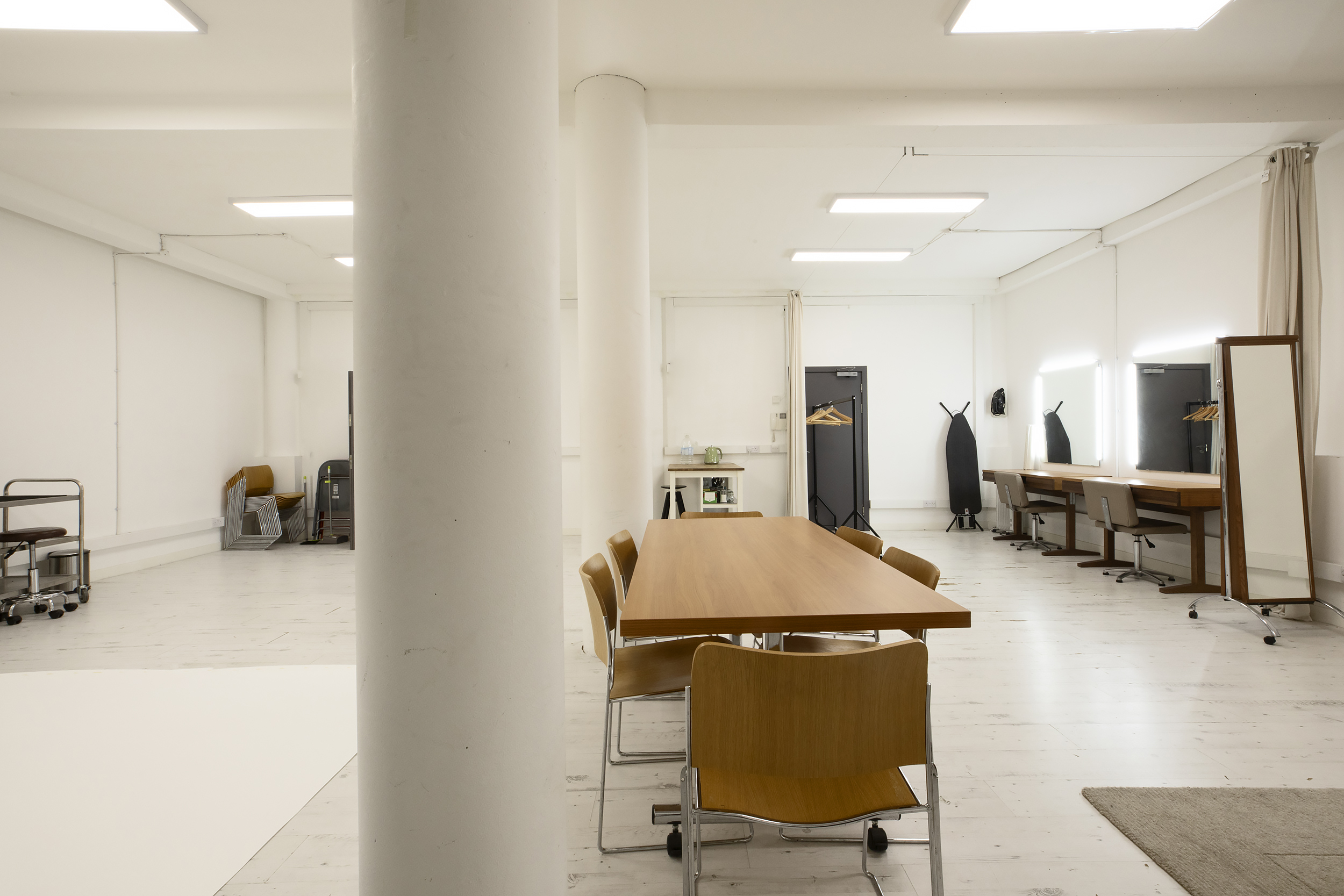 Deep Space 02 - 7499b2ae-04c1-4d42-bafd-b0a79e3fa4a6.jpg