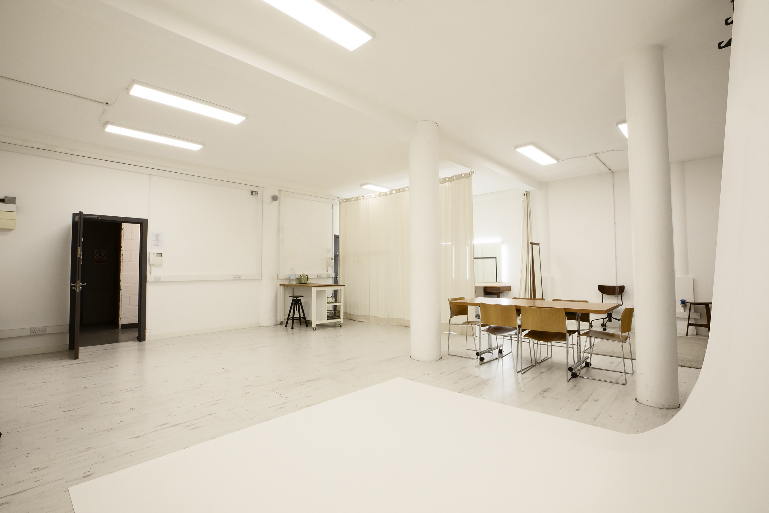 Deep Space 02 - fc45ad21-9a31-427b-a669-6a561d363ddb.jpg