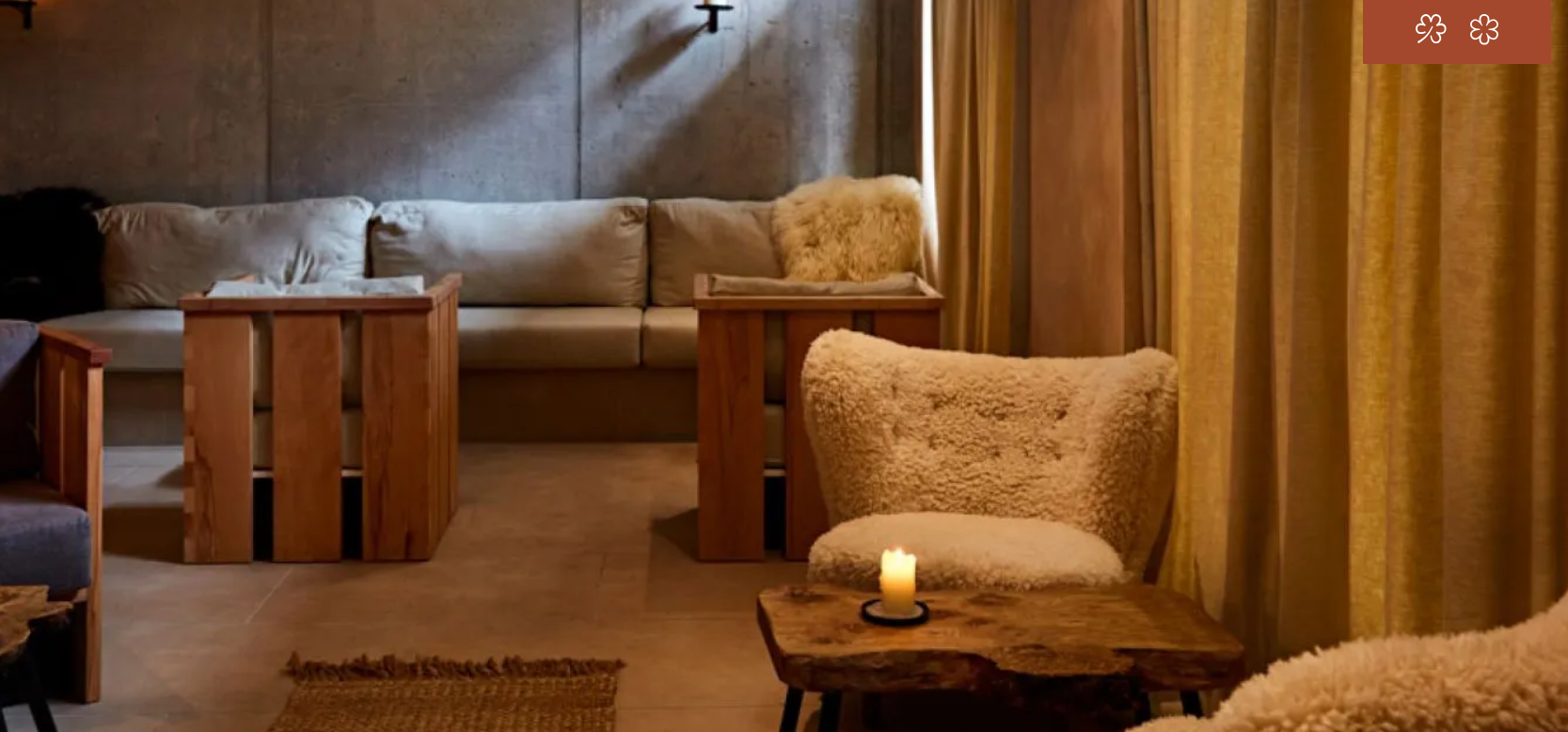 Restaurant St. Barts: Cozy venue for high-end networking and VIP corporate event space.