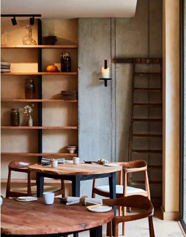 Restaurant St. Barts industrial chic venue for VIP breakout sessions and corporate events.