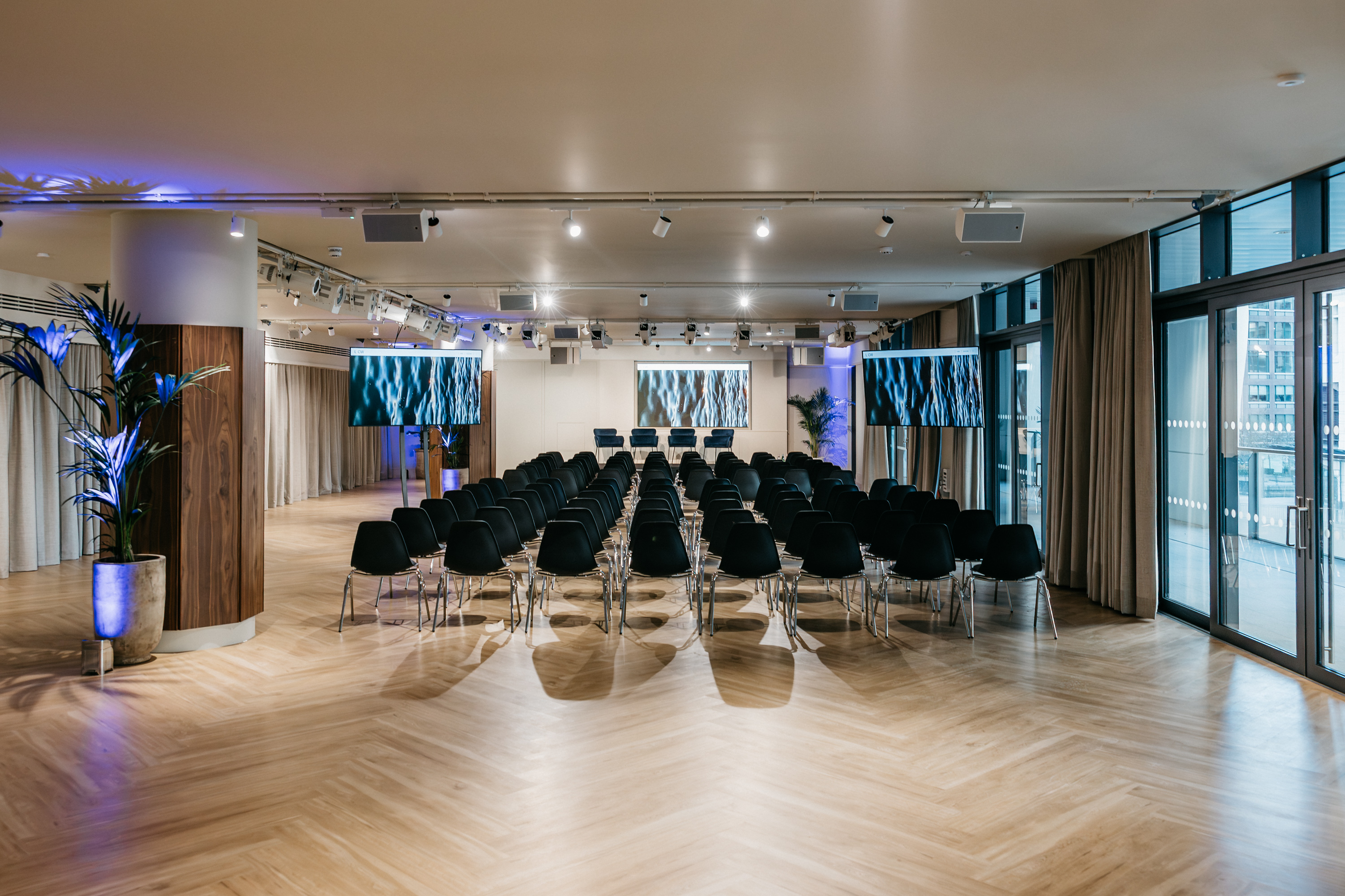 Main Space - 2af347ae-e4bb-4068-8eb3-c8fe0fe479e7.jpg