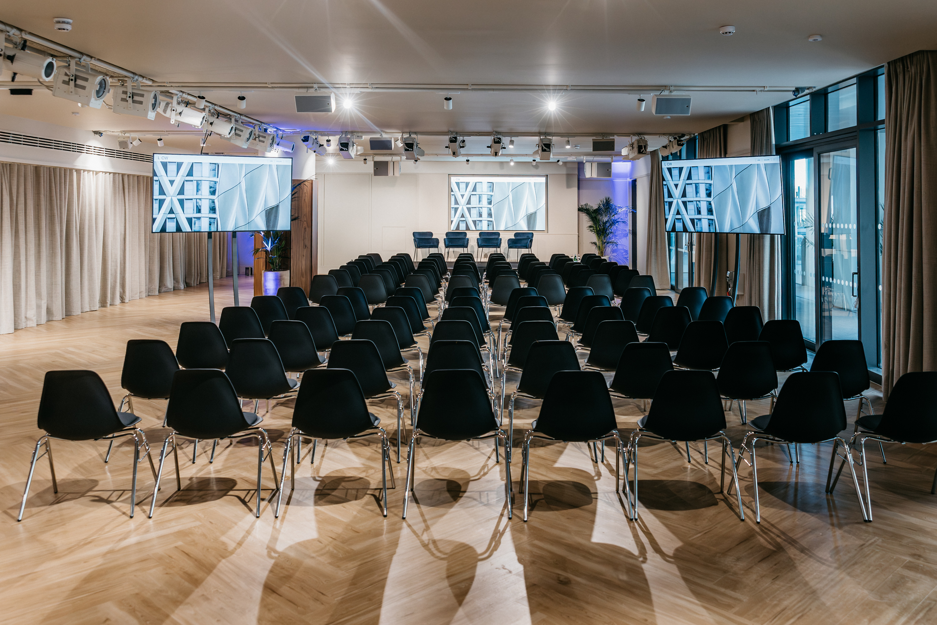 Main Space - b8c04ba9-682f-4792-9570-a159ddaef33f.jpg