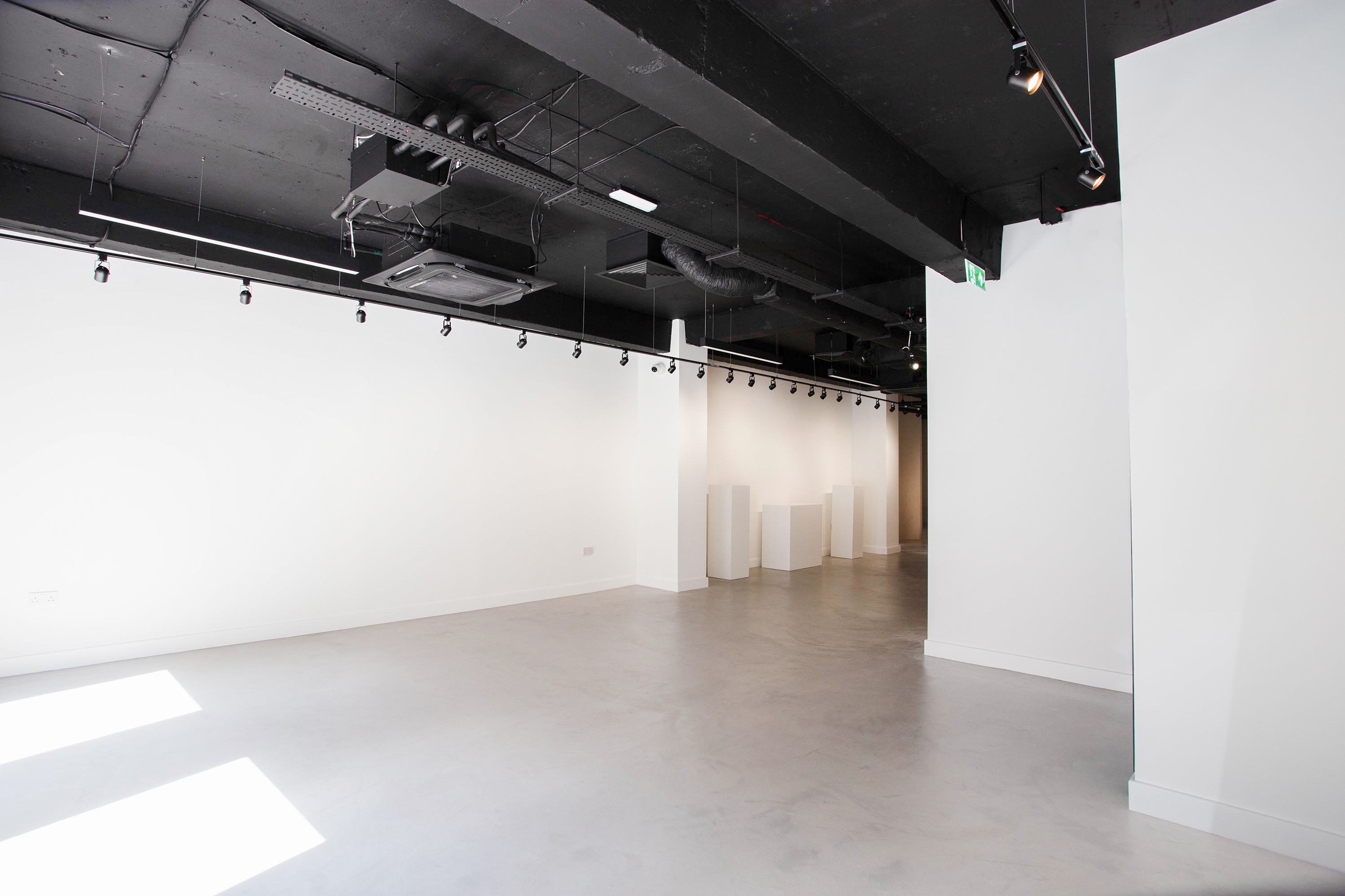 St George Street Gallery - 1201c0b4-33c0-49ee-9e1f-4bdf2375b26d.jpg