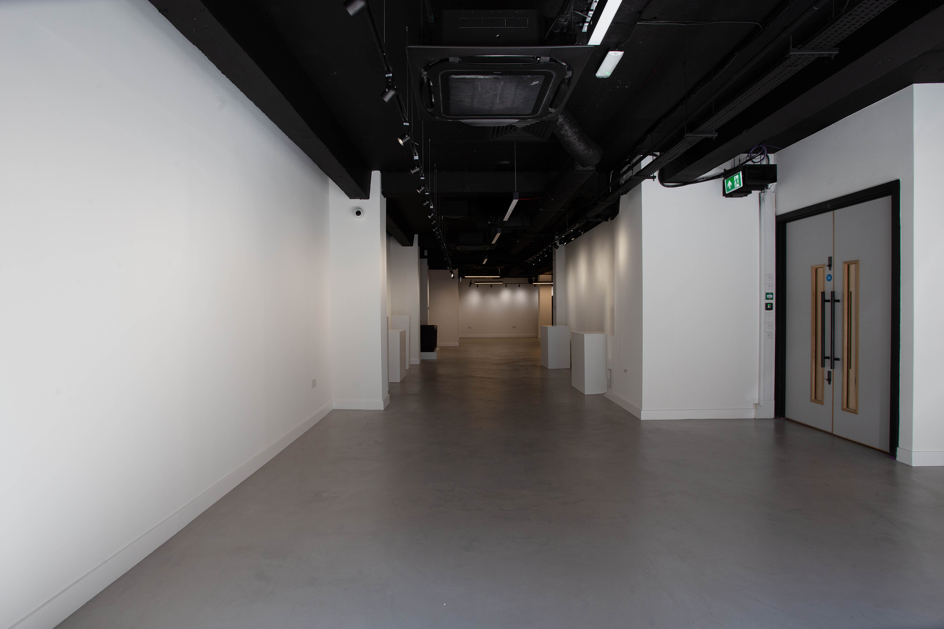 St George Street Gallery - dfeb43ab-db40-409e-98ec-4999e9b32c7d.jpg