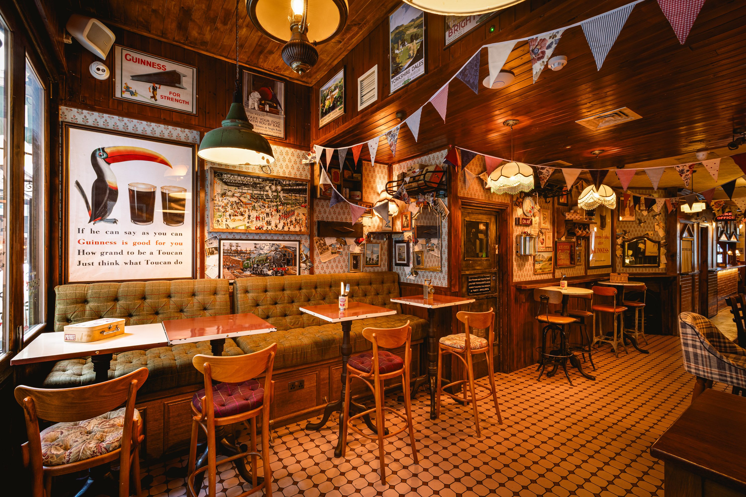 Cozy Cahoots pub venue hire for meetings and gatherings with vintage decor.