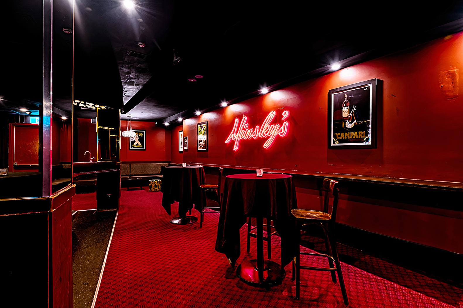 Piano Bar - 07aa99a3-a06f-4be7-a671-b0280e8371e4.jpeg