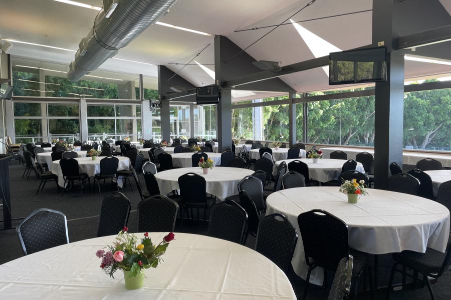 Piano Bar - c3bc029a-caa5-4c73-a311-ee88f75d1999.jpeg