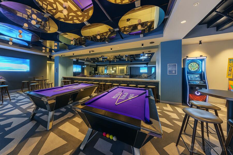 Piano Bar - d0948a5d-8476-4487-8a84-6f205e828409.jpeg