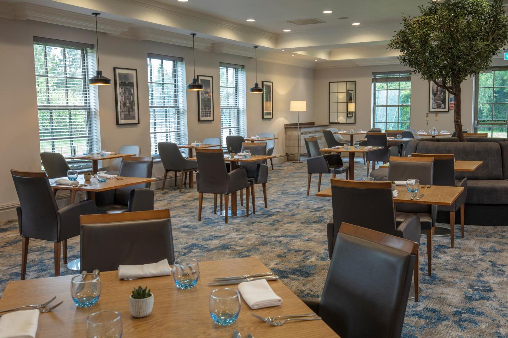 Cambridge Belfry Hotel and Spa - image 2