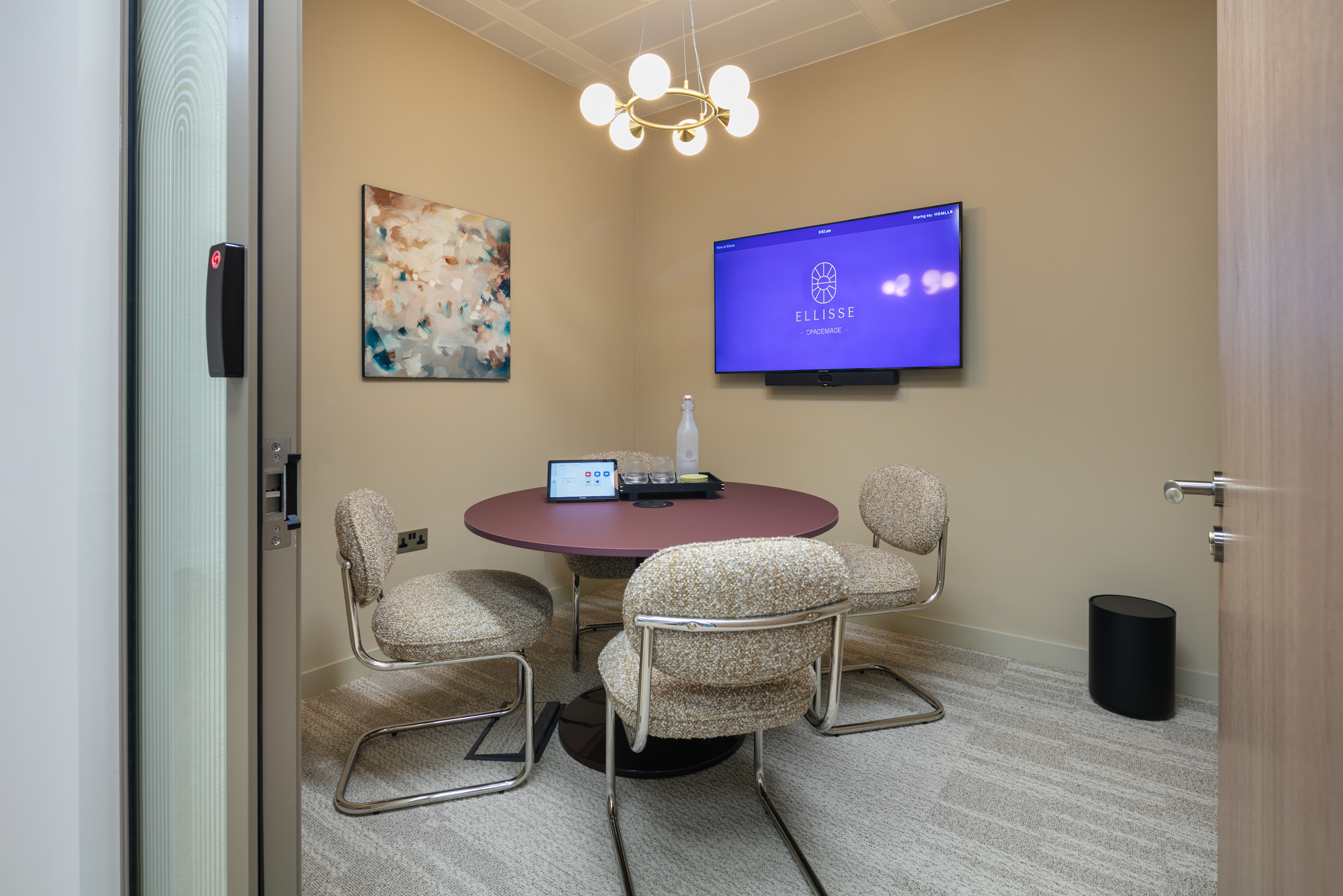The Pavilion at Ellisse: Intimate huddle room with integrated AV for professional breakout sessions.