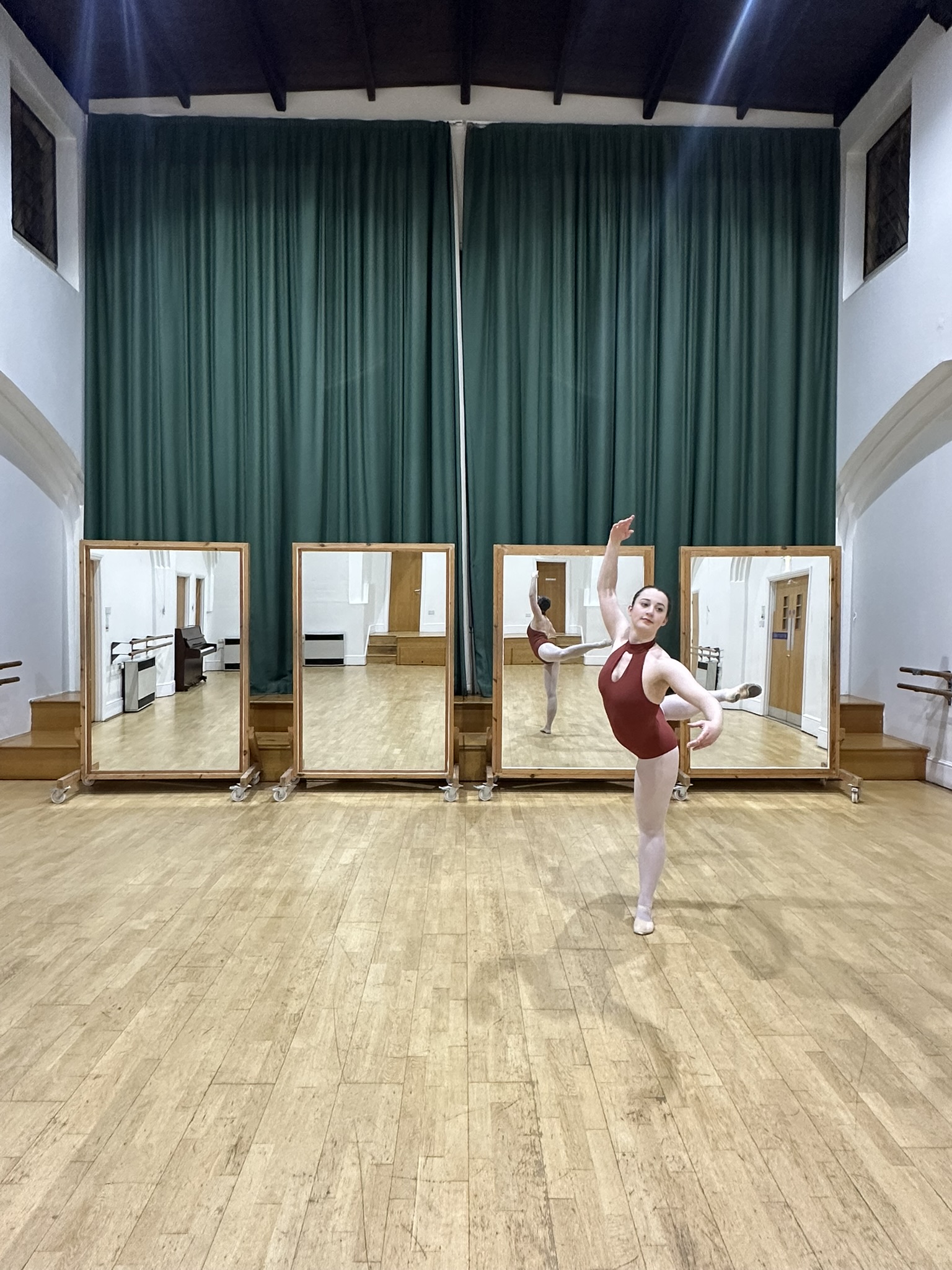 Upper Hall - 75215a67-d3da-4aec-bee7-3b5e8a1ae0b4.JPEG