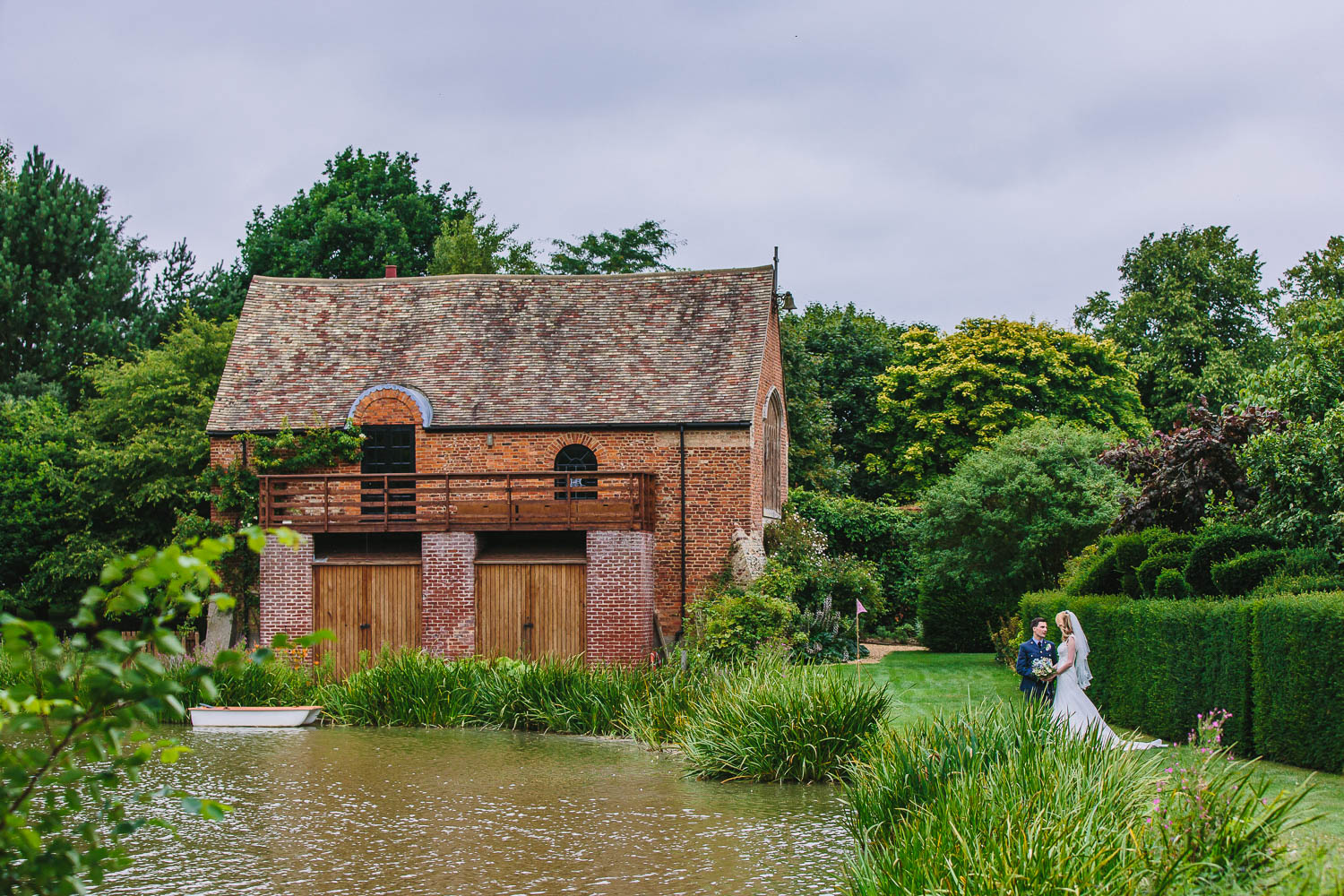 Childerley Hall: Rustic-luxe barn wedding venue for intimate outdoor ceremonies and receptions.